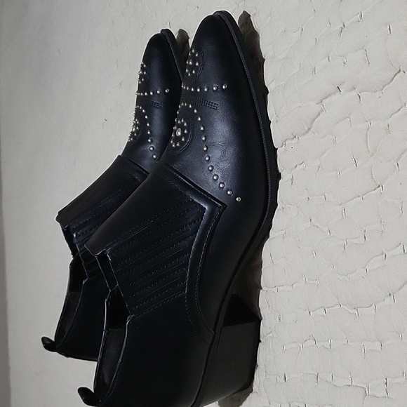 Circus by Sam Edelman Black Studded Booties Womens Size 9.5 Medium - Picture 4 of 11